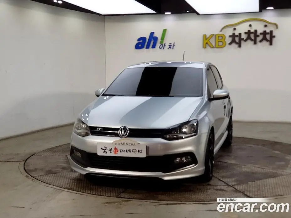 Volkswagen Polo 2013 1.6 автомат (гидро), фото 2 Volkswagen Polo 2013 1.6 автомат (гидро), фото 2