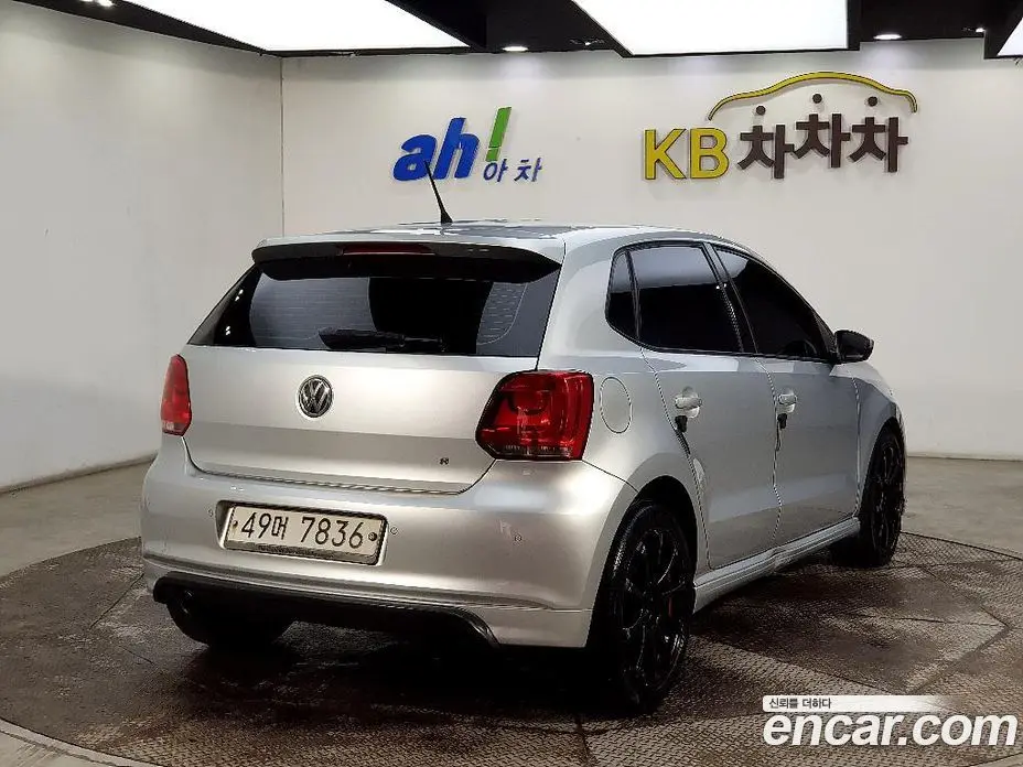 Volkswagen Polo 2013 1.6 автомат (гидро), фото 4 Volkswagen Polo 2013 1.6 автомат (гидро), фото 4
