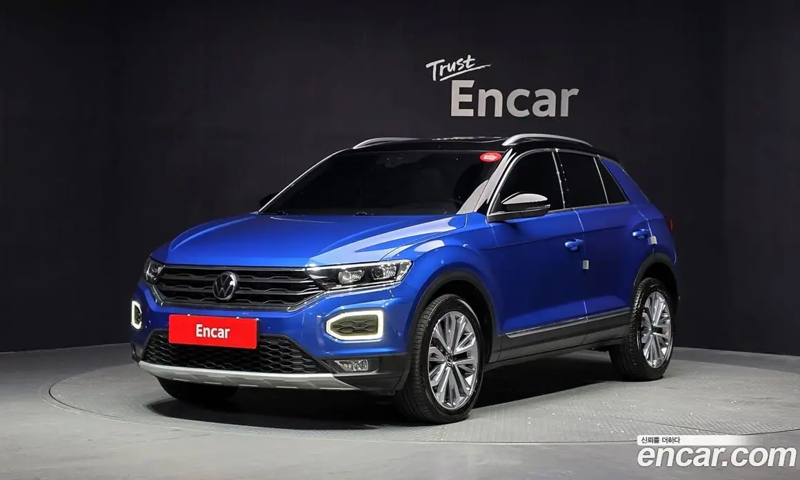 Volkswagen T-Roc 2022 2.0 автомат (гидро), фото 1 Volkswagen T-Roc 2022 2.0 автомат (гидро), фото 1