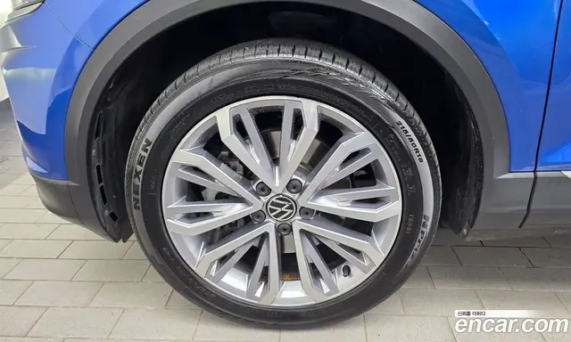 Volkswagen T-Roc 2022 2.0 автомат (гидро), миниатюра 5 Volkswagen T-Roc 2022 2.0 автомат (гидро), миниатюра 5
