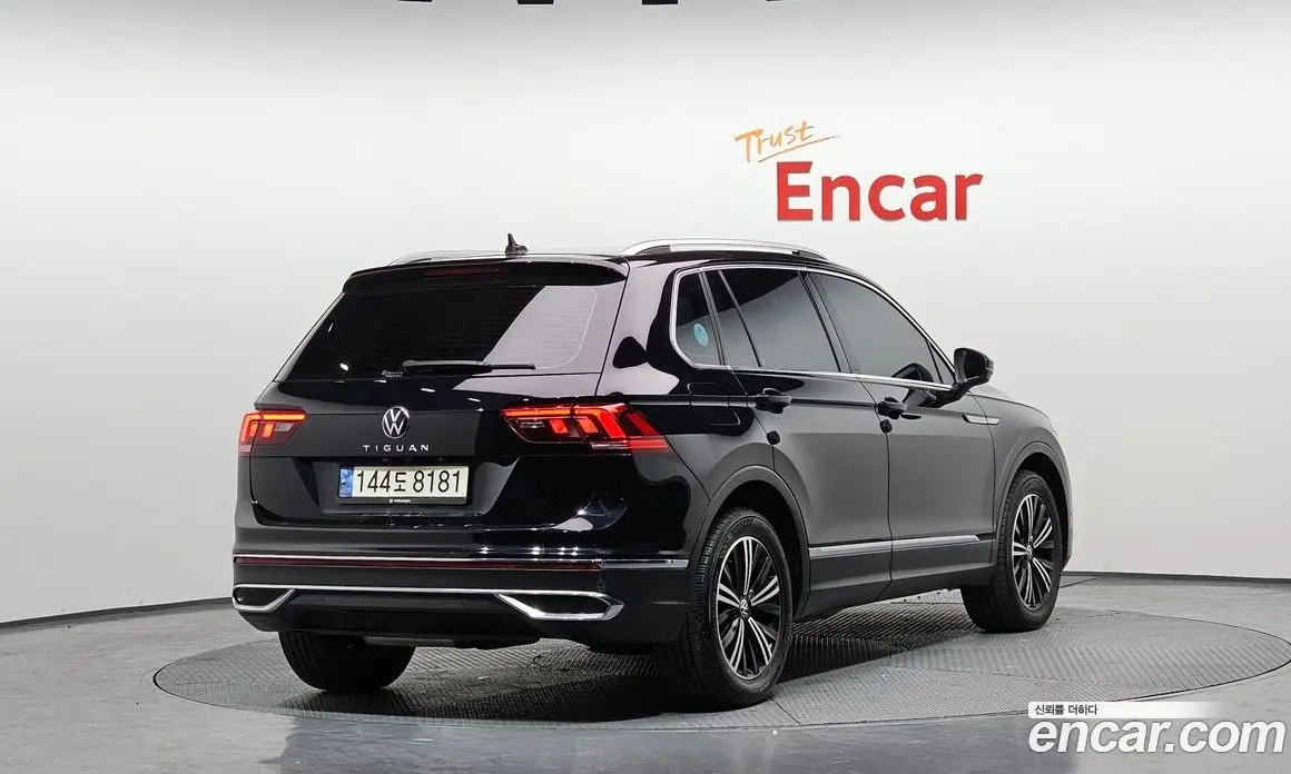 Volkswagen Tiguan 2021 2.0 автомат (гидро), фото 2 Volkswagen Tiguan 2021 2.0 автомат (гидро), фото 2