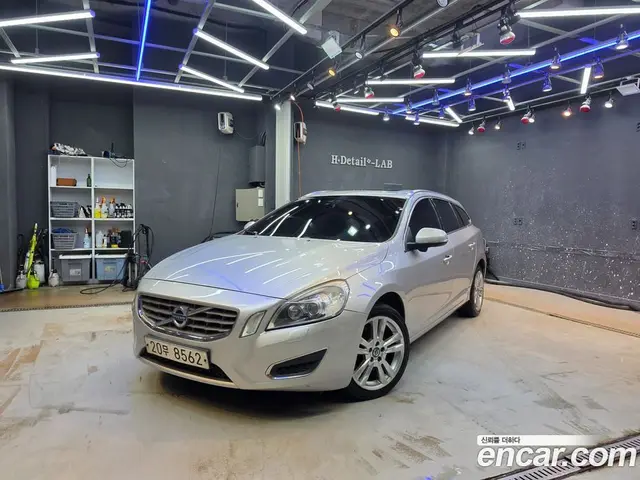 Volvo V60, 2012, 254 000 км Volvo V60, 2012, 254 000 км