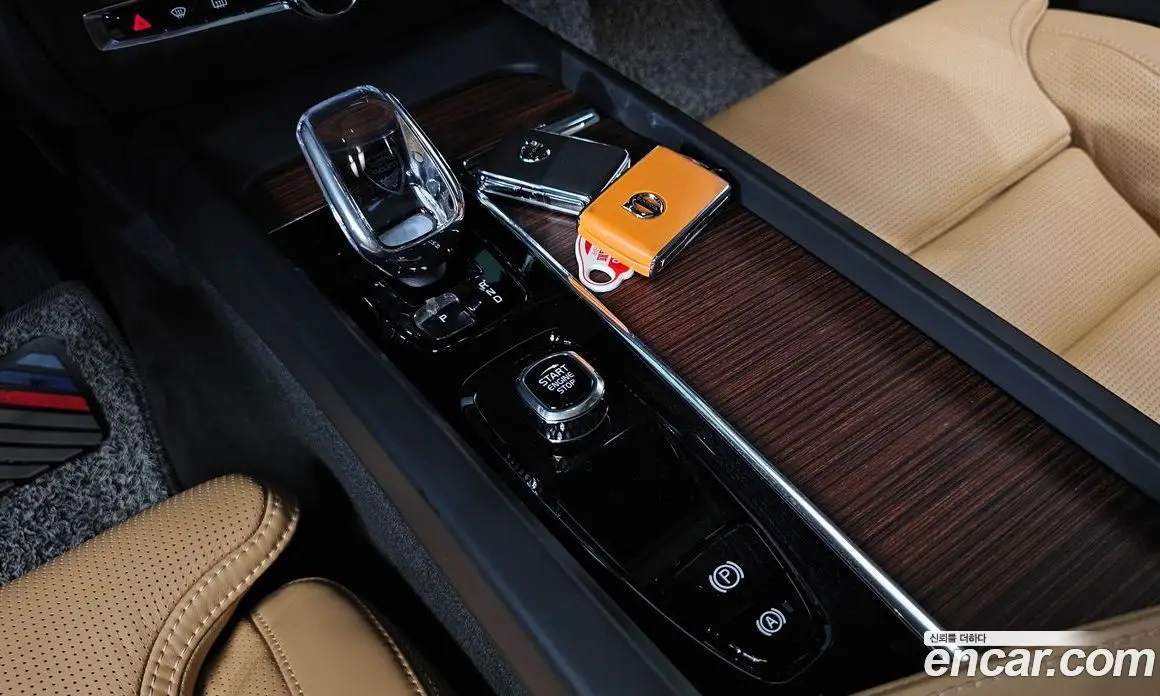 Volvo V60 2024 2.0 автомат (гидро), фото 12 Volvo V60 2024 2.0 автомат (гидро), фото 12