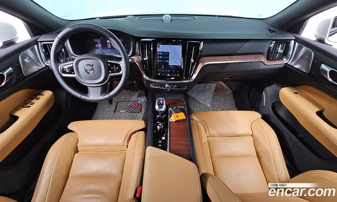 Volvo V60 2024 2.0 автомат (гидро), фото 10 Volvo V60 2024 2.0 автомат (гидро), фото 10