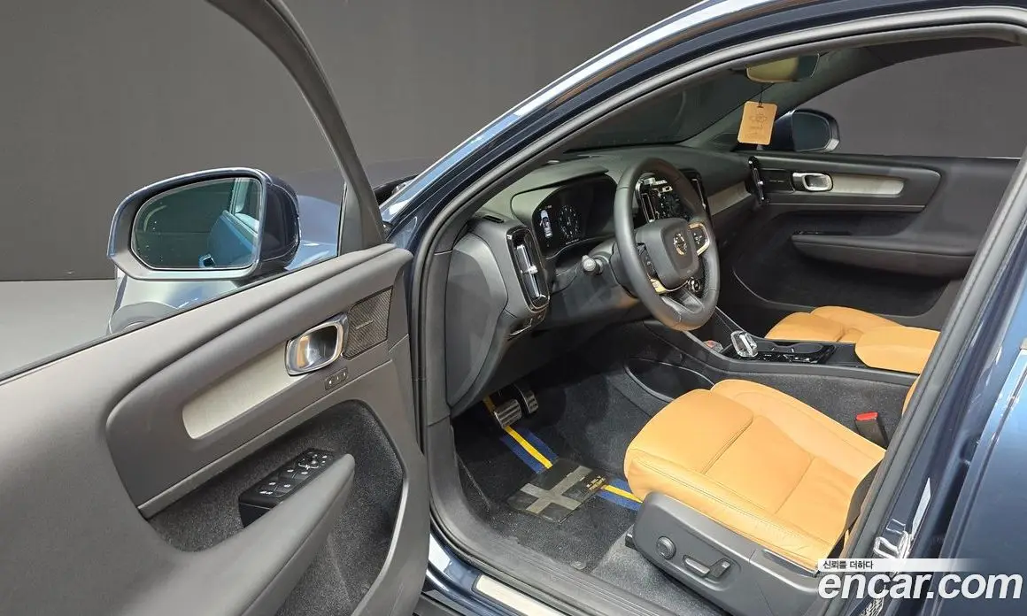 Volvo XC40 2021 2.0 автомат (гидро), фото 13 Volvo XC40 2021 2.0 автомат (гидро), фото 13