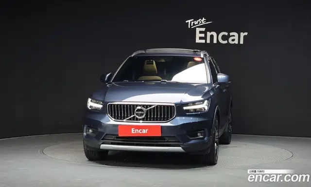 Volvo XC40 2021 2.0 автомат (гидро), миниатюра 3 Volvo XC40 2021 2.0 автомат (гидро), миниатюра 3