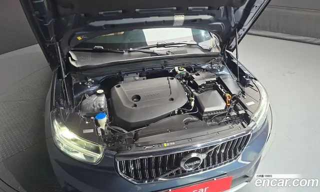 Volvo XC40 2021 2.0 автомат (гидро), миниатюра 6 Volvo XC40 2021 2.0 автомат (гидро), миниатюра 6