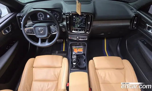 Volvo XC40 2021 2.0 автомат (гидро), миниатюра 10 Volvo XC40 2021 2.0 автомат (гидро), миниатюра 10