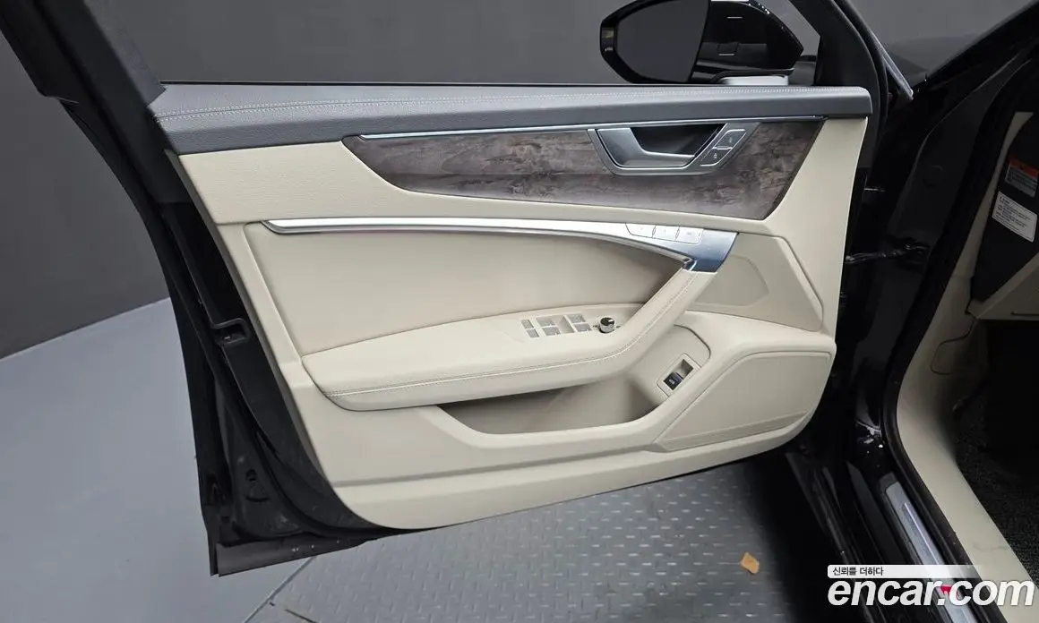 Audi A6 2021 3.0 автомат (гидро), фото 14