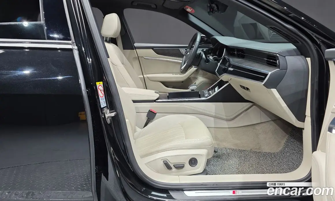 Audi A6 2021 3.0 автомат (гидро), фото 16