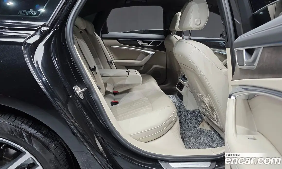 Audi A6 2021 3.0 автомат (гидро), фото 17