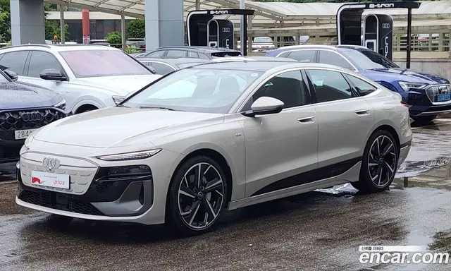 Audi A6 e-tron 2025 0.2 автомат (гидро), миниатюра 1 Audi A6 e-tron 2025 0.2 автомат (гидро), миниатюра 1