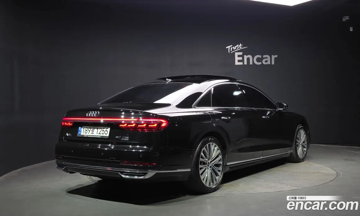 Audi A8 2021 4.0 автомат (гидро), фото 1 Audi A8 2021 4.0 автомат (гидро), фото 1