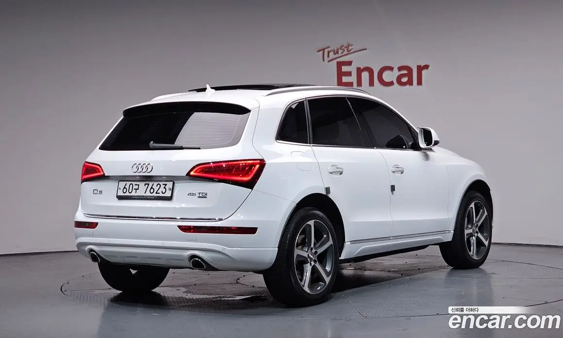 Audi Q5 2015 3.0 автомат (гидро), фото 1 Audi Q5 2015 3.0 автомат (гидро), фото 1