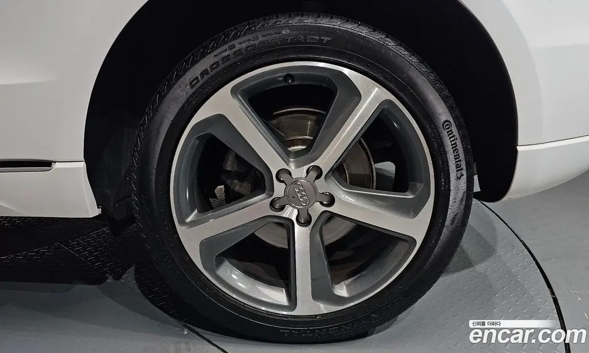 Audi Q5 2015 3.0 автомат (гидро), фото 6 Audi Q5 2015 3.0 автомат (гидро), фото 6