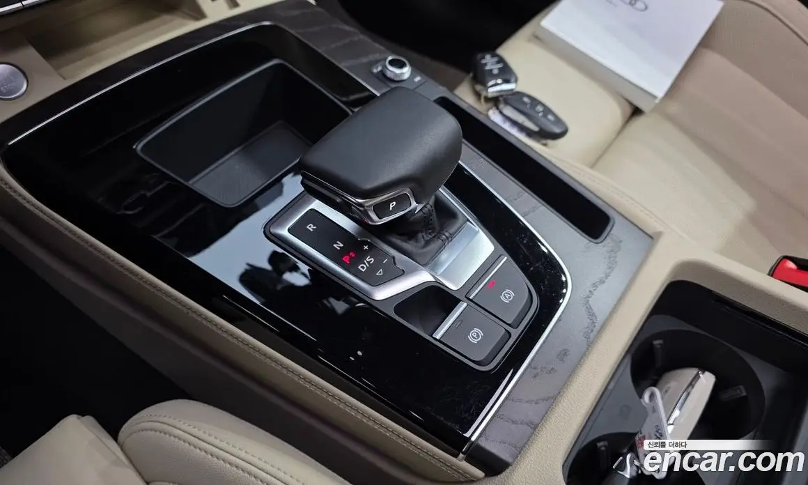 Audi Q5 2022 2.0 автомат (гидро), фото 12