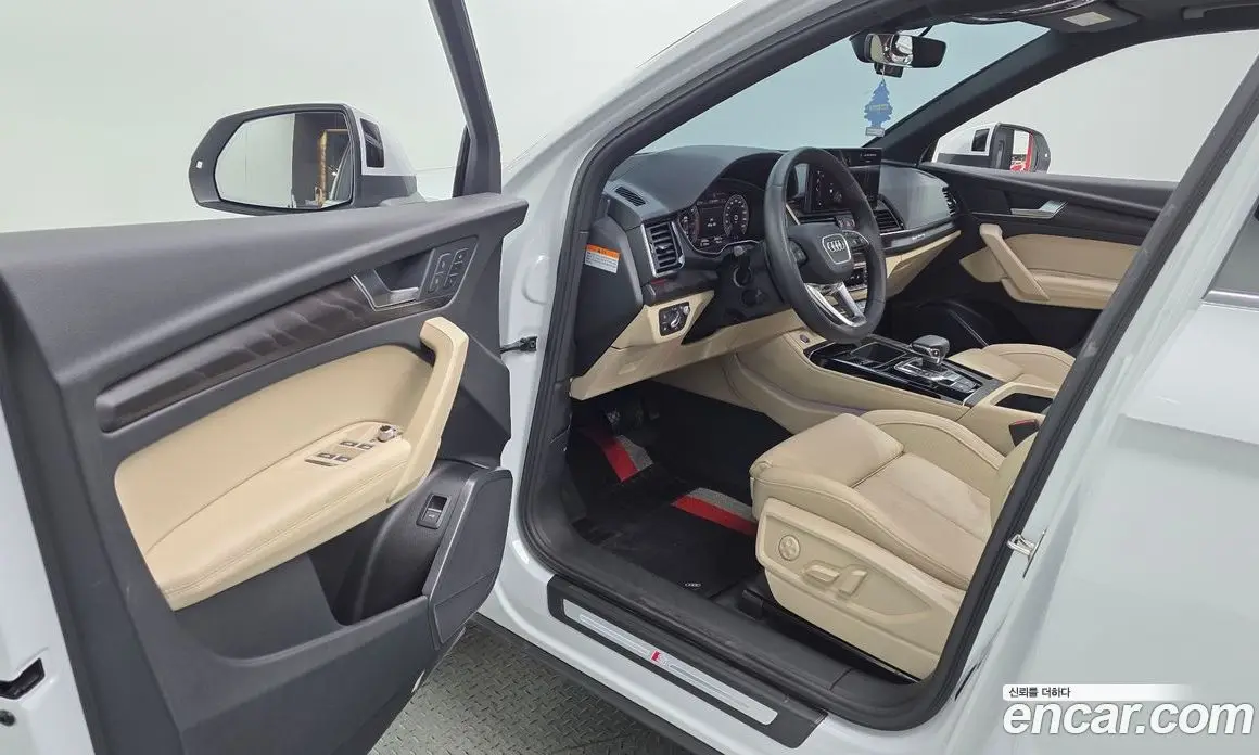 Audi Q5 2022 2.0 автомат (гидро), фото 13