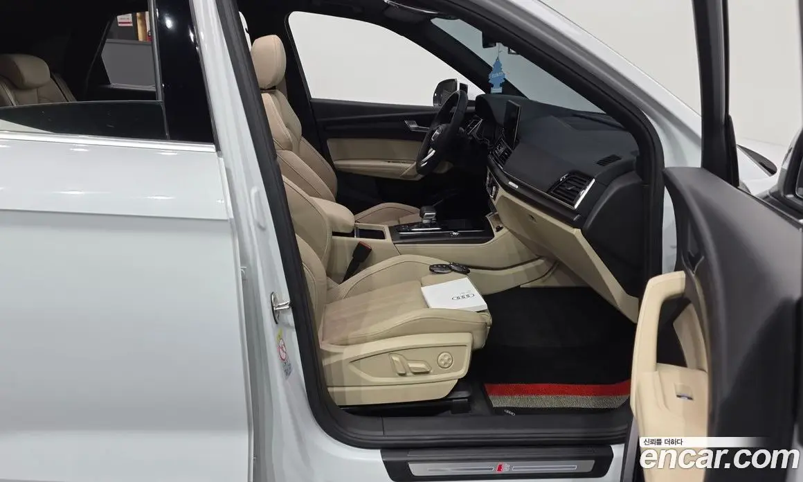 Audi Q5 2022 2.0 автомат (гидро), фото 16