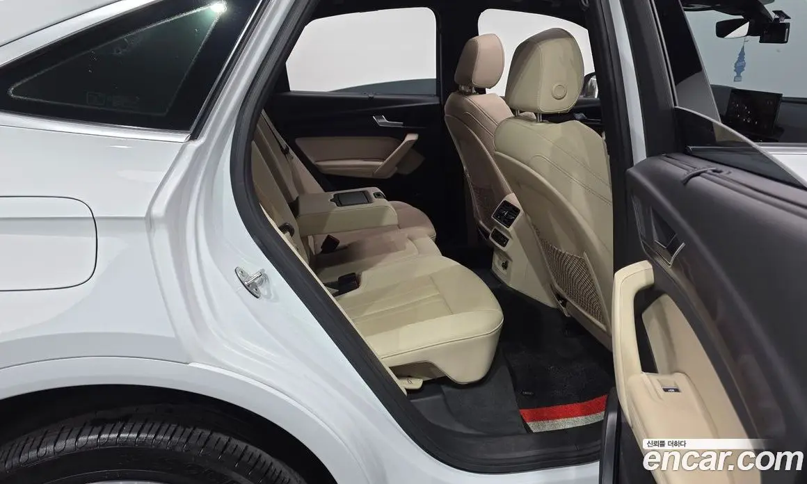 Audi Q5 2022 2.0 автомат (гидро), фото 17