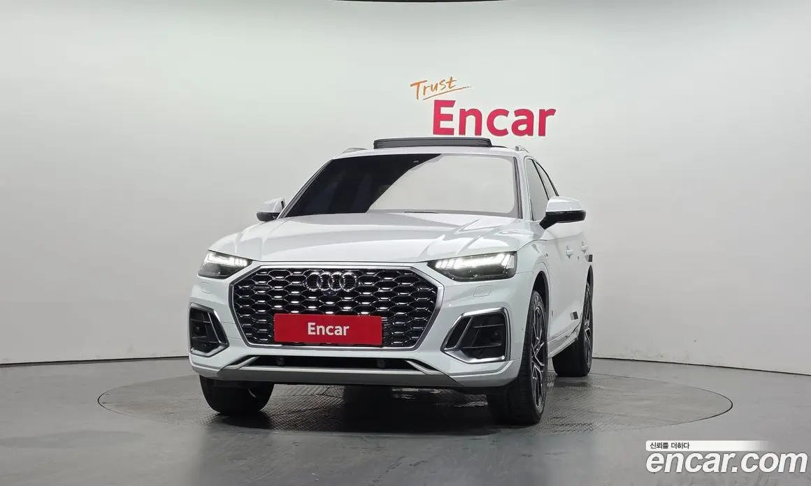 Audi Q5 2022 2.0 автомат (гидро), фото 3