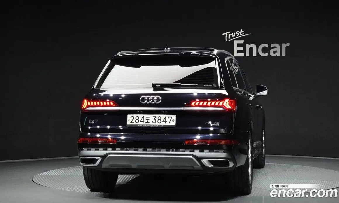 Audi Q7 2020 3.0 автомат (гидро), фото 4 Audi Q7 2020 3.0 автомат (гидро), фото 4