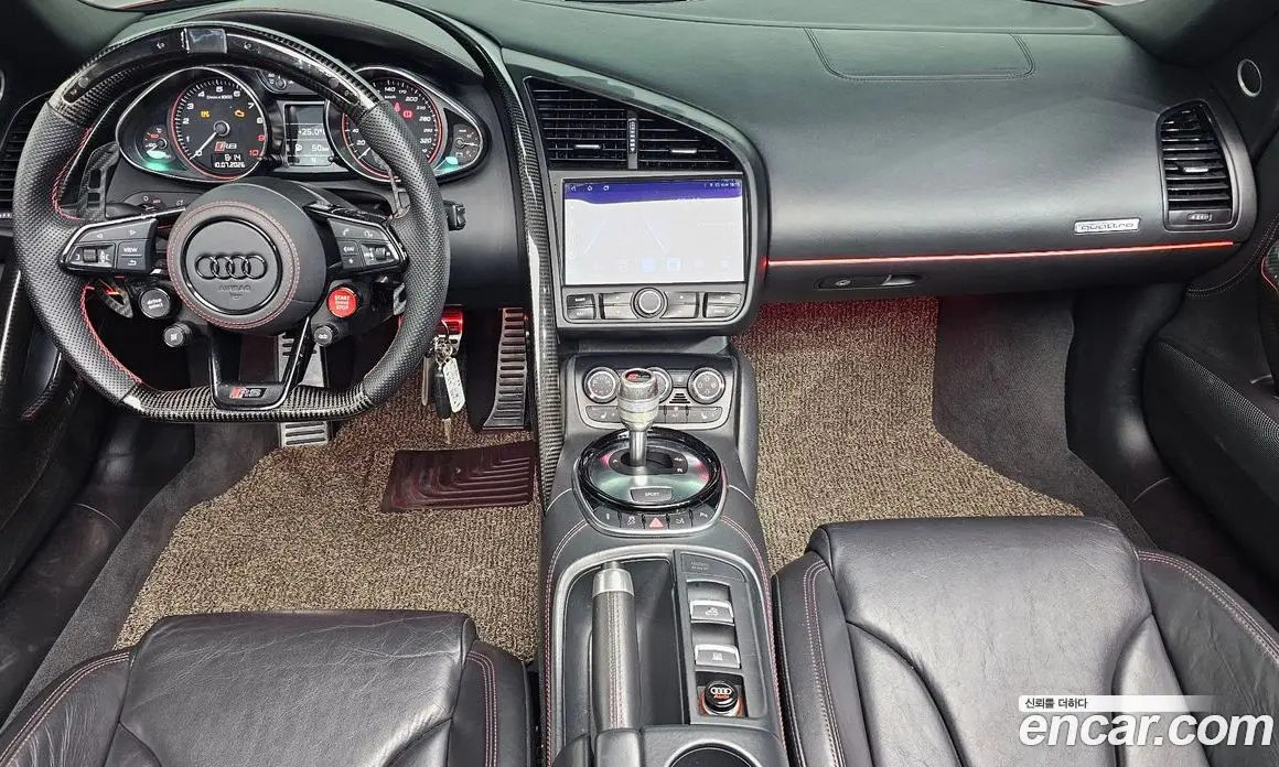 Audi R8 2013 5.2 автомат (гидро), фото 7 Audi R8 2013 5.2 автомат (гидро), фото 7