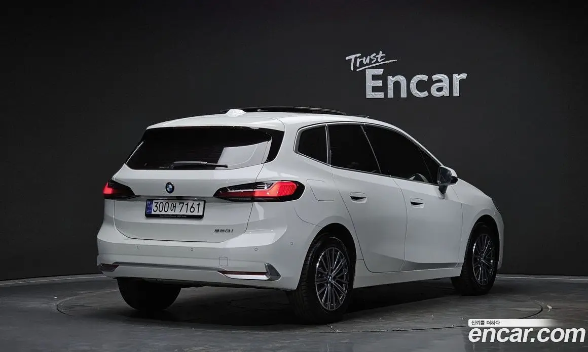 BMW 2 серия 2023 2.0 автомат (гидро), фото 2 BMW 2 серия 2023 2.0 автомат (гидро), фото 2