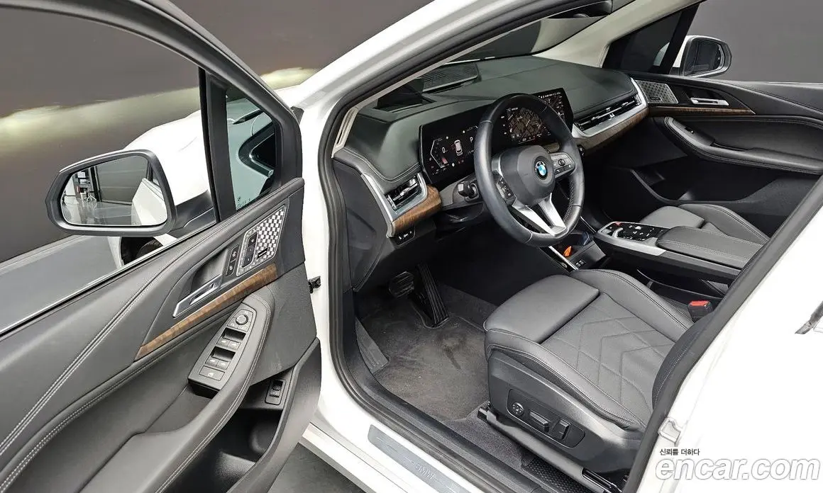 BMW 2 серия 2023 2.0 автомат (гидро), фото 12 BMW 2 серия 2023 2.0 автомат (гидро), фото 12