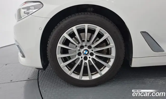 BMW 5 серия 2020 2.0 автомат (гидро), миниатюра 5 BMW 5 серия 2020 2.0 автомат (гидро), миниатюра 5