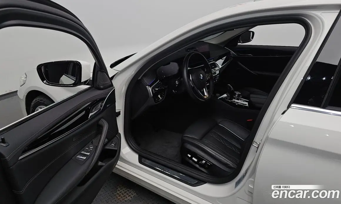 BMW 5 серия 2021 2.0 автомат (гидро), фото 12
