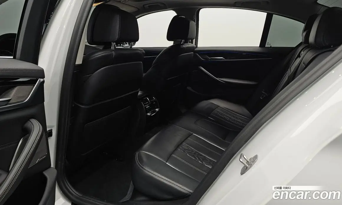 BMW 5 серия 2021 2.0 автомат (гидро), фото 15