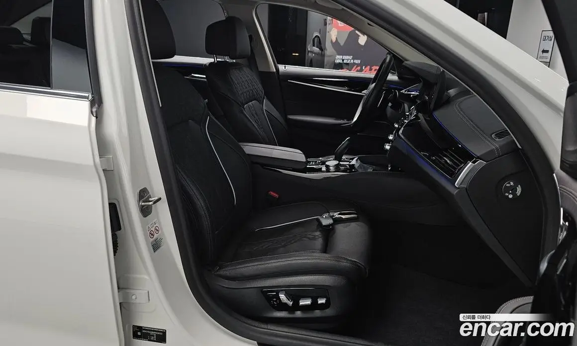 BMW 5 серия 2021 2.0 автомат (гидро), фото 17