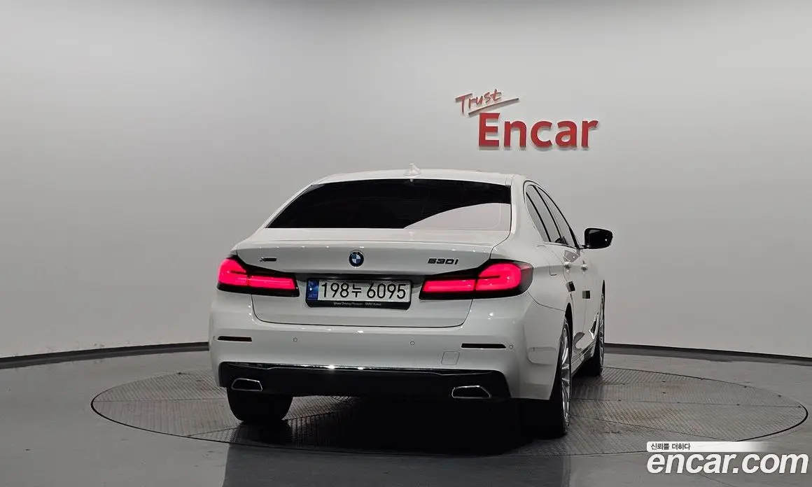 BMW 5 серия 2021 2.0 автомат (гидро), фото 3