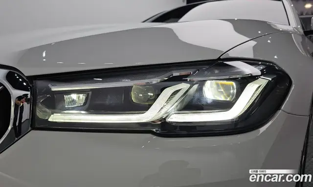 BMW 5 серия 2021 2.0 автомат (гидро), миниатюра 7