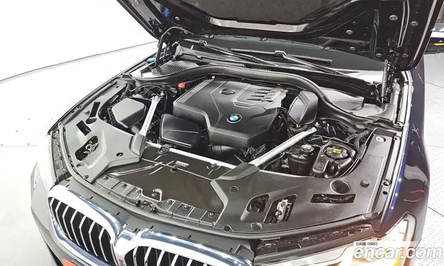 BMW 5 серия 2022 2.0 автомат (гидро), миниатюра 5 BMW 5 серия 2022 2.0 автомат (гидро), миниатюра 5