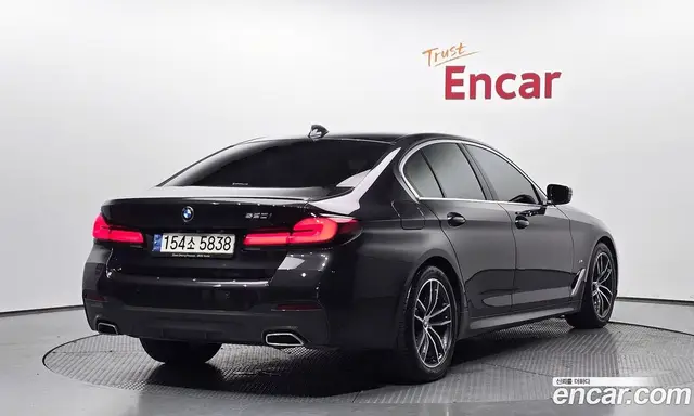 BMW 5 серия 2022 2.0 автомат (гидро), миниатюра 1 BMW 5 серия 2022 2.0 автомат (гидро), миниатюра 1