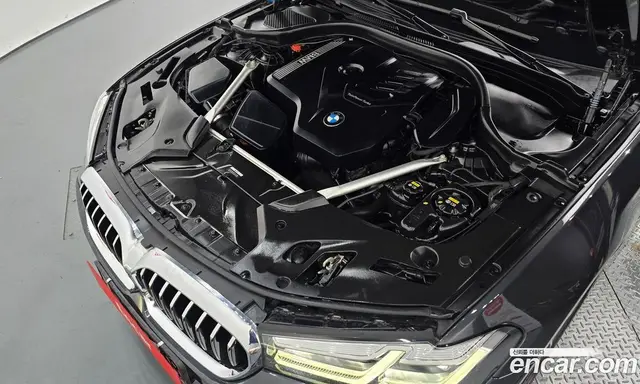 BMW 5 серия 2022 2.0 автомат (гидро), миниатюра 5 BMW 5 серия 2022 2.0 автомат (гидро), миниатюра 5