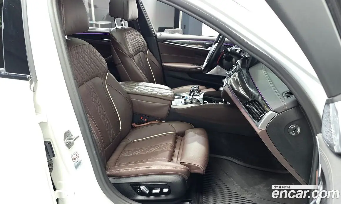 BMW 5 серия 2022 4.4 автомат (гидро), фото 16 BMW 5 серия 2022 4.4 автомат (гидро), фото 16