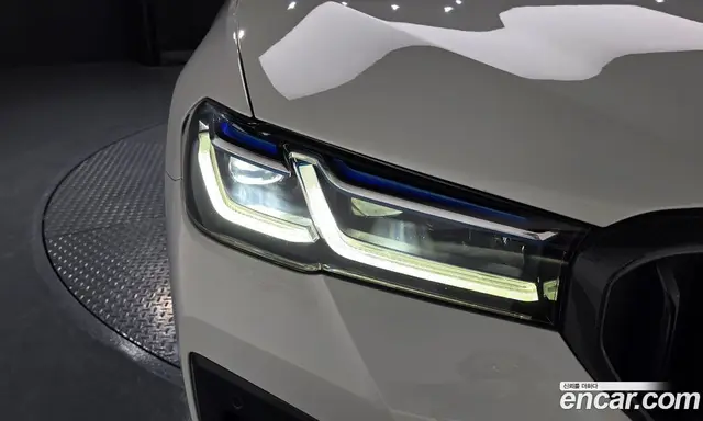 BMW 5 серия 2022 4.4 автомат (гидро), миниатюра 8 BMW 5 серия 2022 4.4 автомат (гидро), миниатюра 8