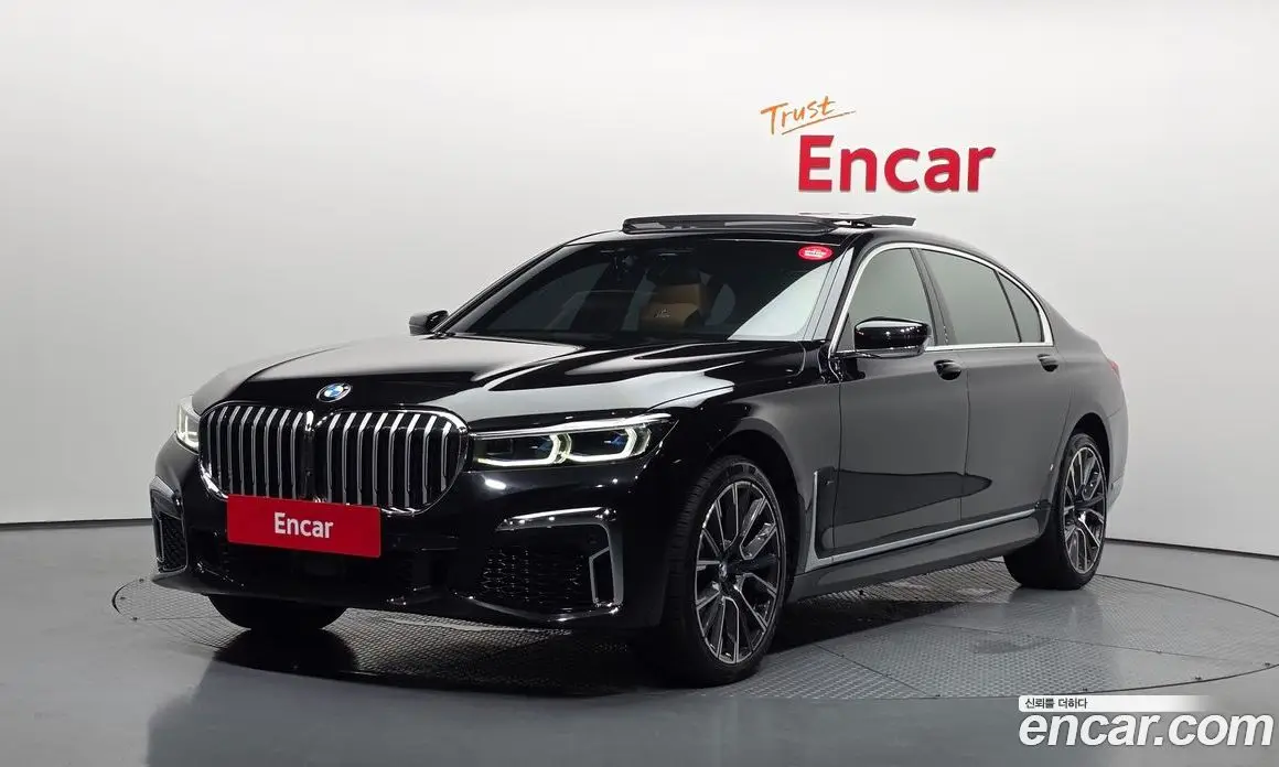 BMW 7 серия 2019 3.0 автомат (гидро), фото 1 BMW 7 серия 2019 3.0 автомат (гидро), фото 1