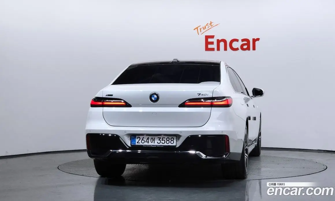 BMW 7 серия 2025 3.0 автомат (гидро), фото 3 BMW 7 серия 2025 3.0 автомат (гидро), фото 3