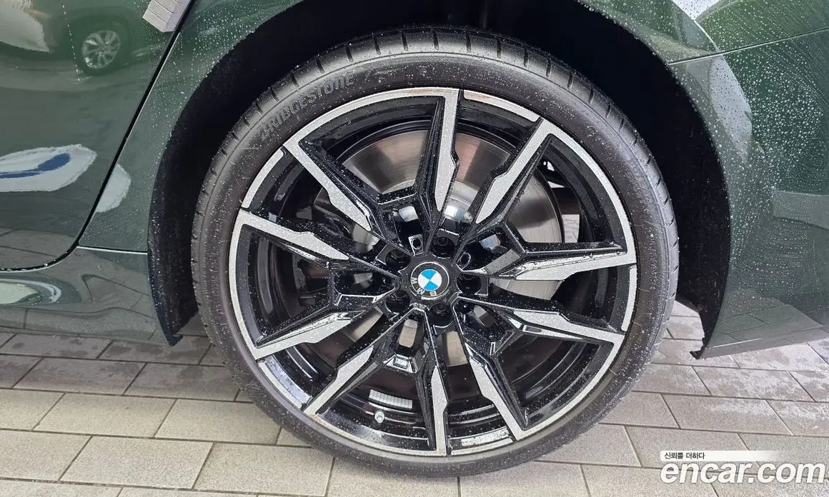 BMW 8 серия 2025 4.4 автомат (гидро), фото 7 BMW 8 серия 2025 4.4 автомат (гидро), фото 7