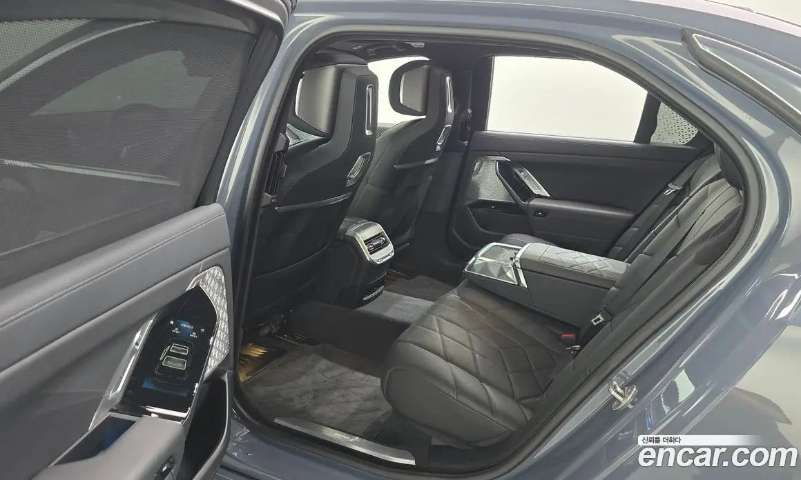 BMW i7 2023 0.3 автомат (гидро), фото 18 BMW i7 2023 0.3 автомат (гидро), фото 18