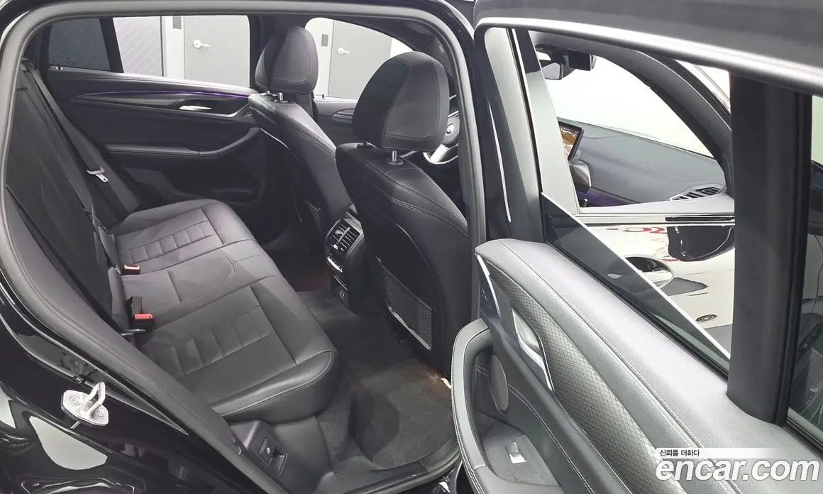 BMW X4 2023 2.0 автомат (гидро), фото 17 BMW X4 2023 2.0 автомат (гидро), фото 17