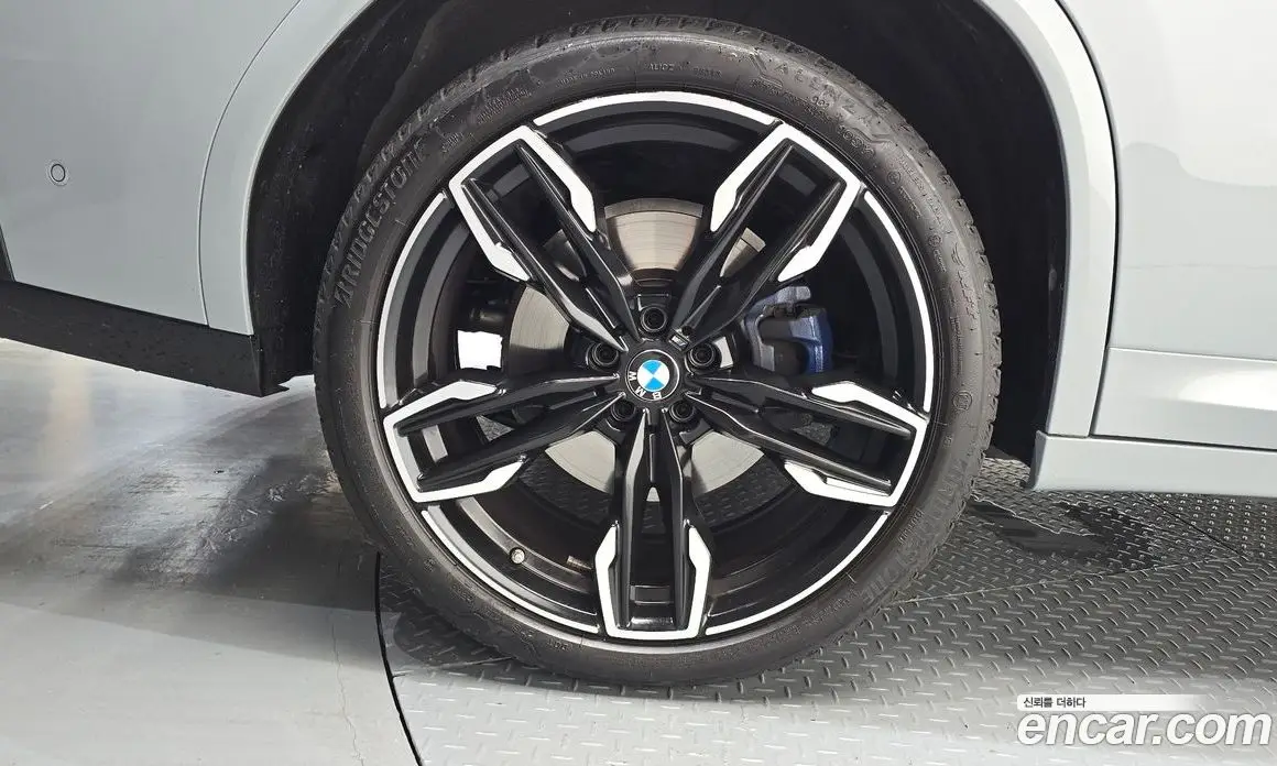 BMW X4 2025 3.0 автомат (гидро), фото 5