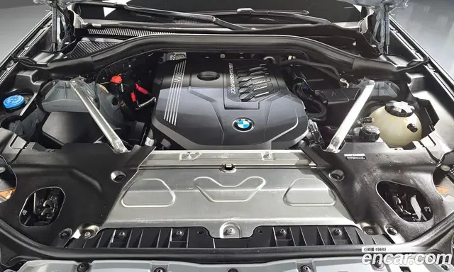 BMW X4 2025 3.0 автомат (гидро), миниатюра 6