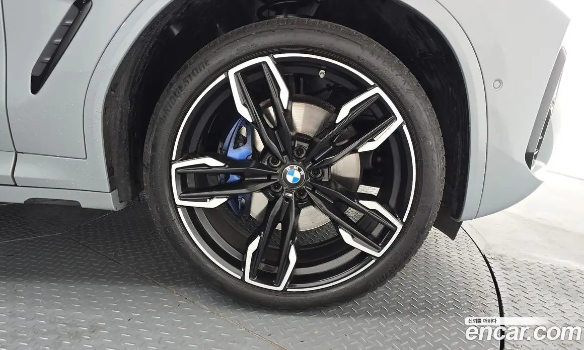 BMW X4 2025 3.0 автомат (гидро), фото 7