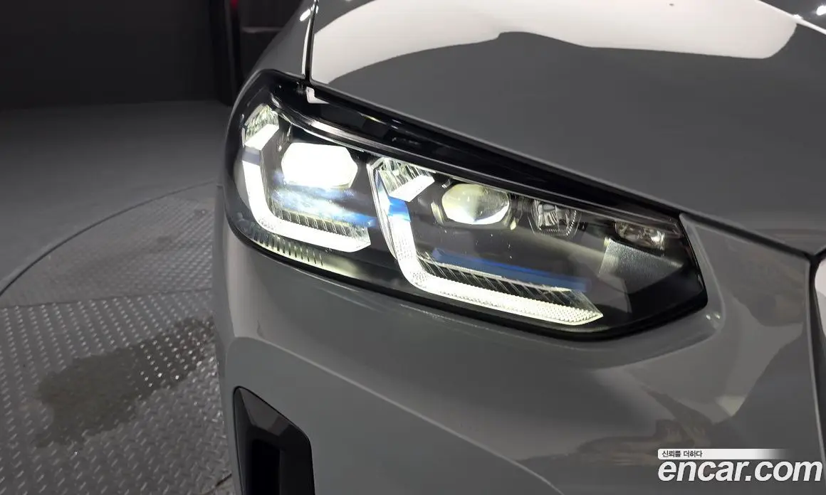 BMW X4 2025 3.0 автомат (гидро), фото 8