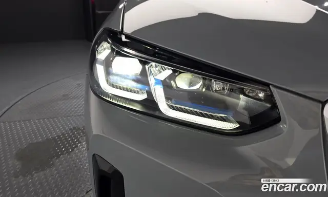 BMW X4 2025 3.0 автомат (гидро), миниатюра 8