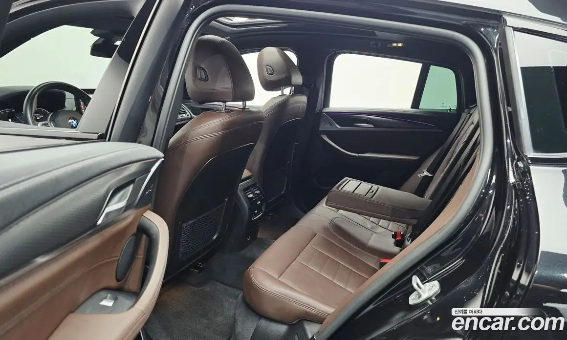 BMW X4 2025 2.0 автомат (гидро), фото 24 BMW X4 2025 2.0 автомат (гидро), фото 24